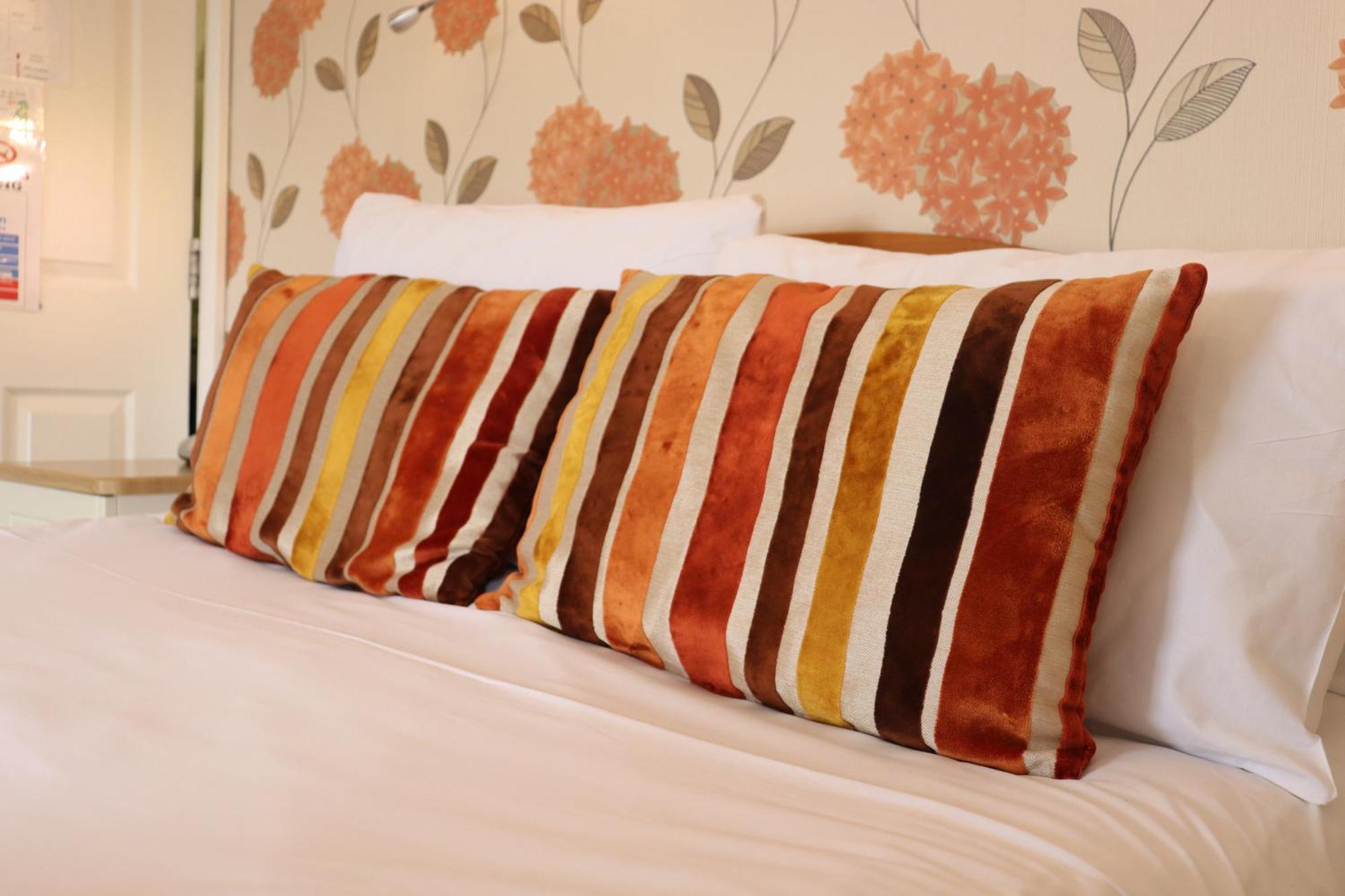 Lion Hotel & Studio Apartments Criccieth Exterior foto