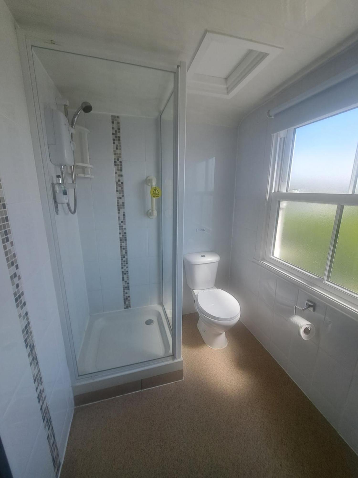 Lion Hotel & Studio Apartments Criccieth Exterior foto