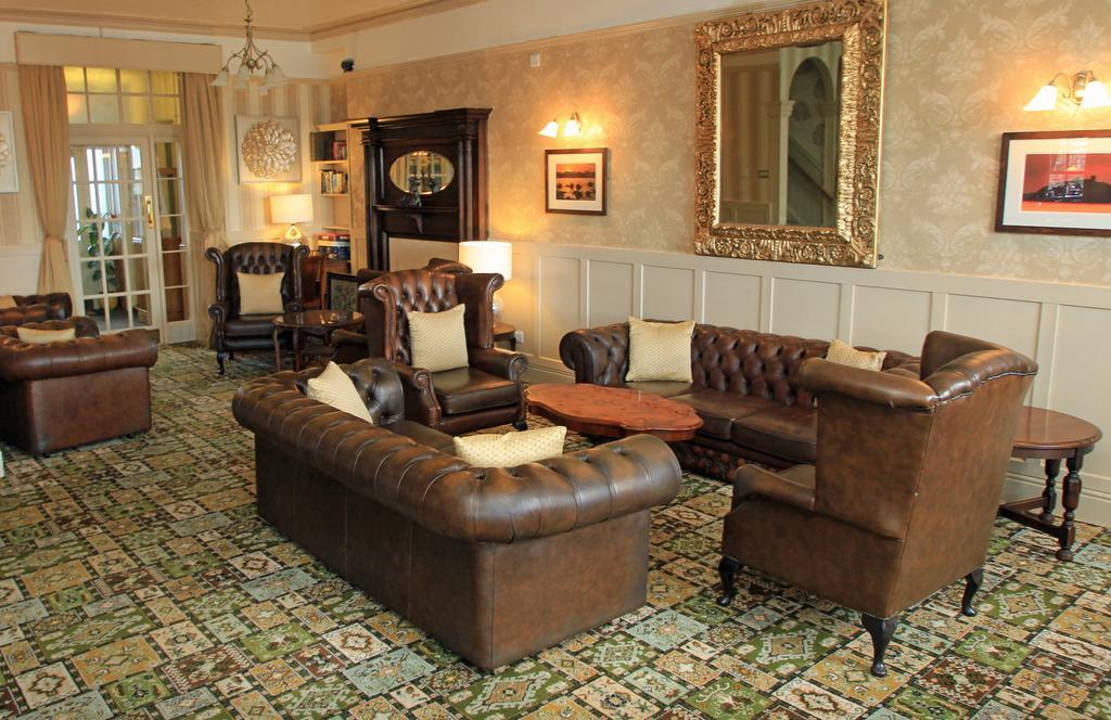 Lion Hotel & Studio Apartments Criccieth Exterior foto