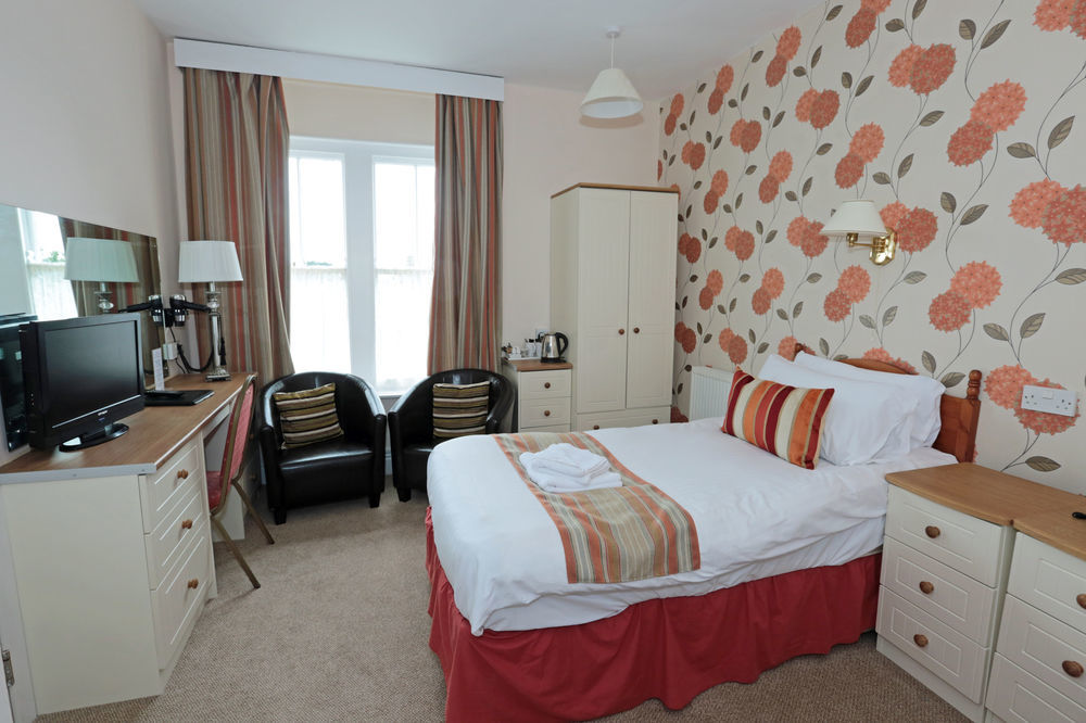 Lion Hotel & Studio Apartments Criccieth Exterior foto