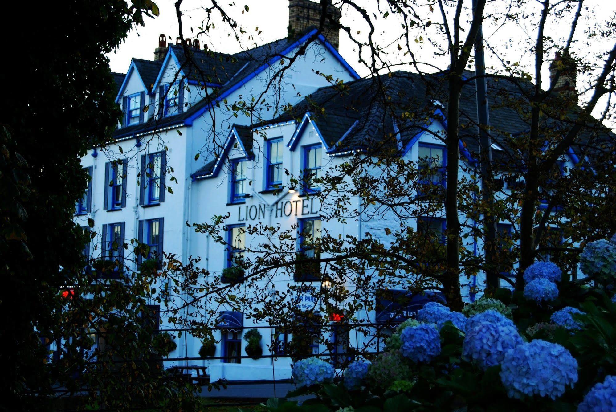Lion Hotel & Studio Apartments Criccieth Exterior foto
