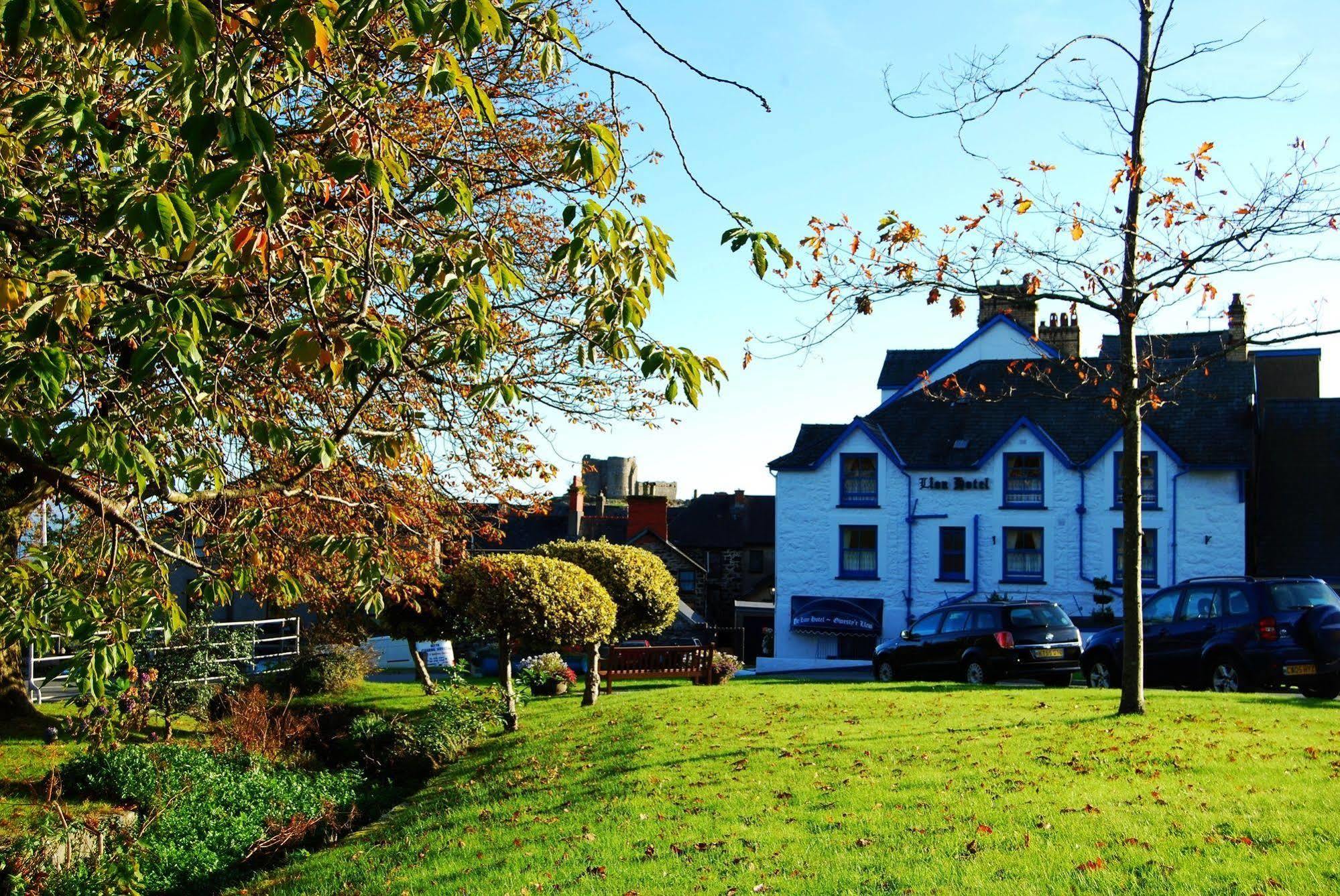 Lion Hotel & Studio Apartments Criccieth Exterior foto