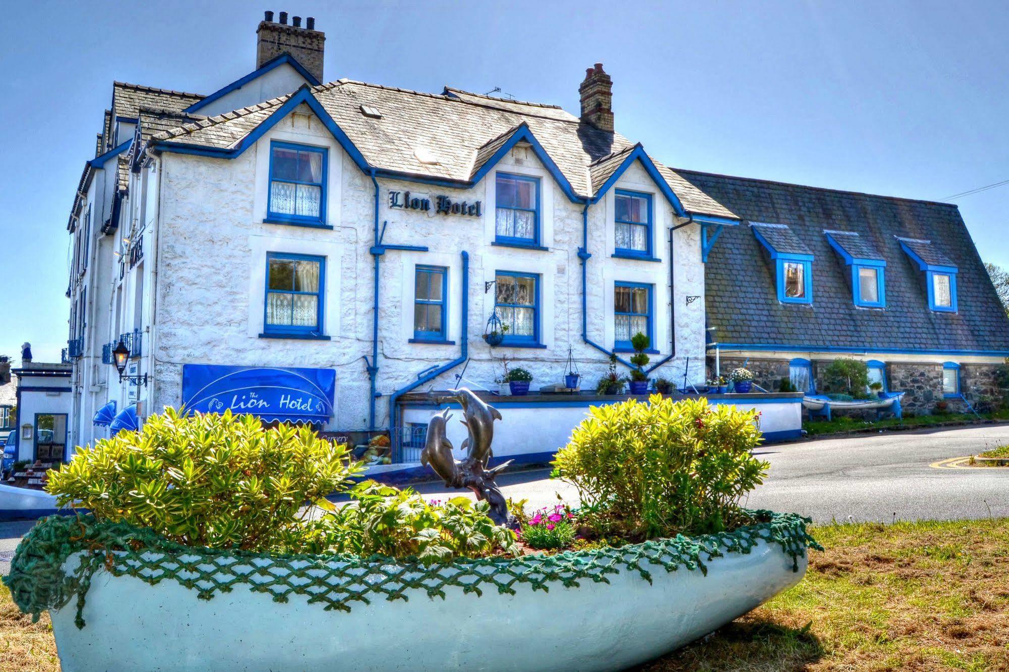 Lion Hotel & Studio Apartments Criccieth Exterior foto